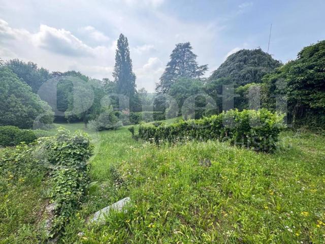 Villa in vendita a Ello LC