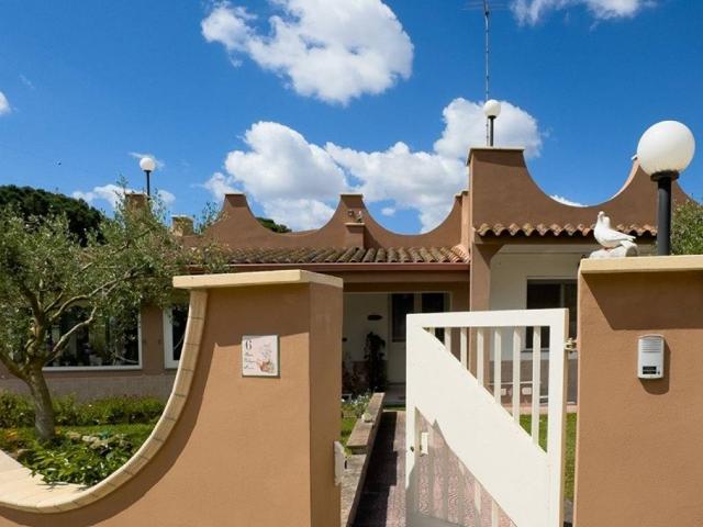 Villa in vendita a Elmas CA