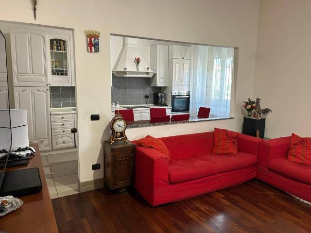 Villa in vendita a Erba CO