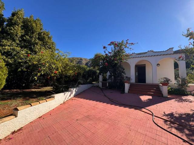 Villa in vendita a Erice TP
