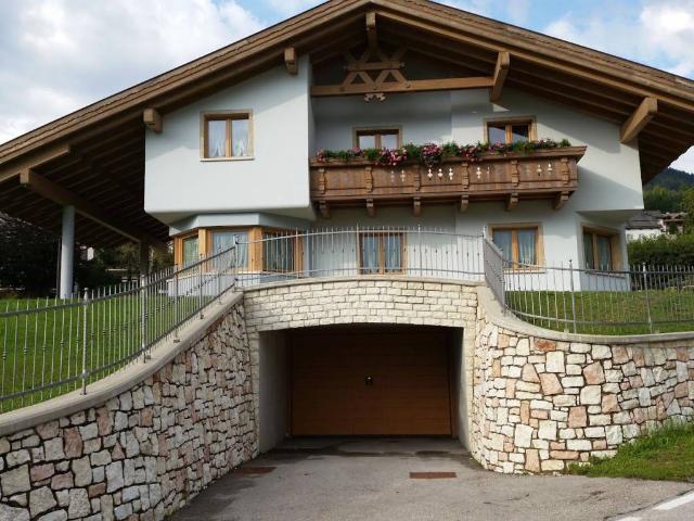 Villa in vendita a Folgaria TN