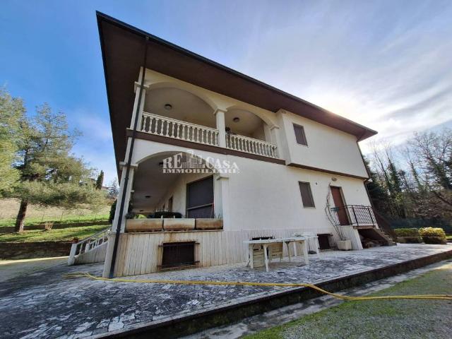 Villa in vendita a Folignano AP