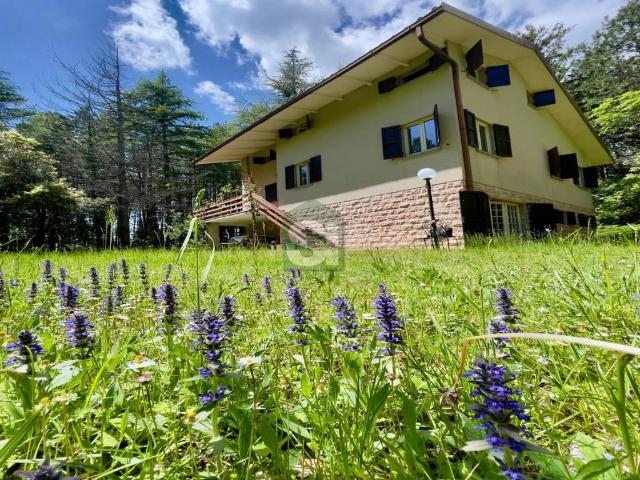 Villa in vendita a Foligno PG