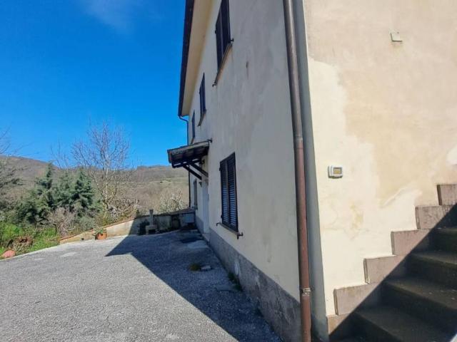 Villa in vendita a Foligno PG