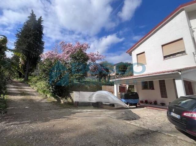 Villa in vendita a Follo SP