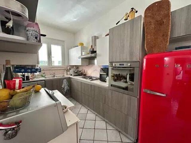 Villa in vendita a Follo SP