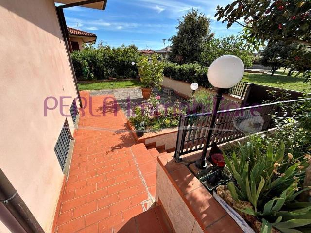 Villa in vendita a Follonica GR