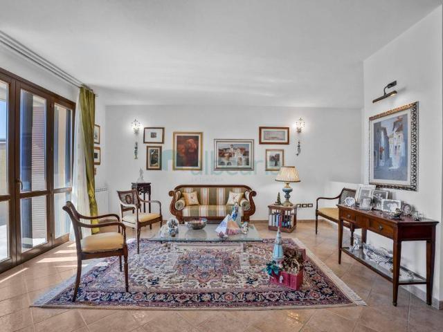 Villa in vendita a Follonica GR