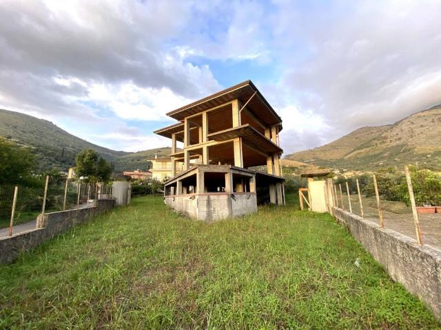 Villa in vendita a Fondi LT