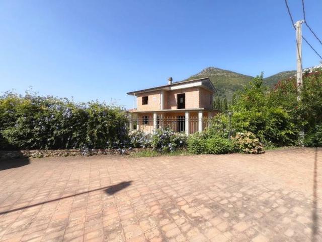 Villa in vendita a Fondi LT