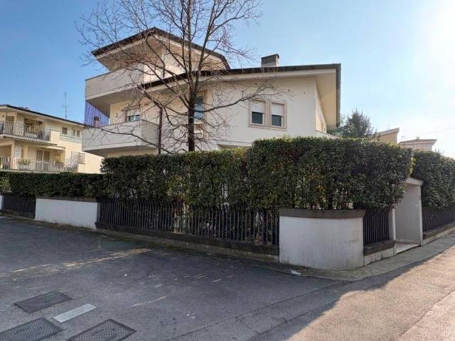 Villa in vendita a Fondi LT