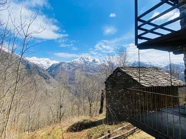 Casa indipendente in vendita a Fontainemore AO
