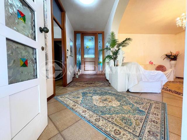 Villa in vendita a Fontanafredda PN