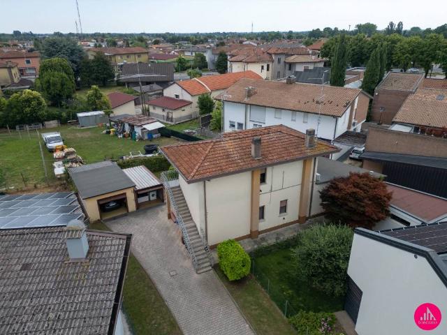 Villa in vendita a Fontanafredda PN