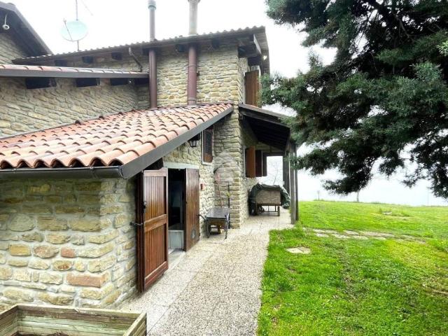 Villa in vendita a Fontanelice BO