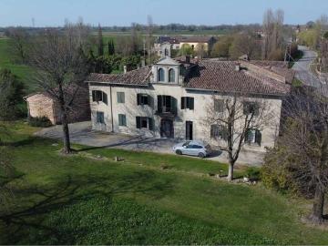 Villa in vendita a Fontanellato PR