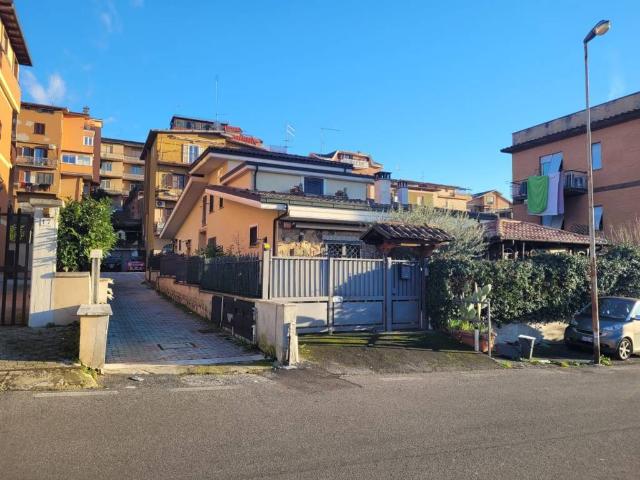 Villa in vendita a Fonte Nuova RM