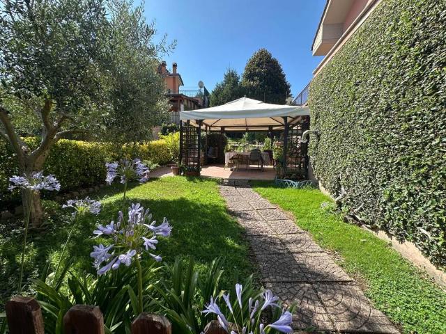 Villa in vendita a Fonte Nuova RM