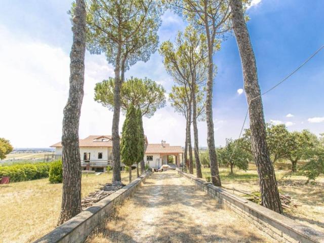 Villa in vendita a Fonte Nuova RM