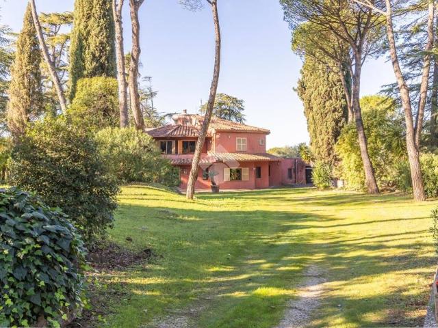 Villa in vendita a Fonte Nuova RM