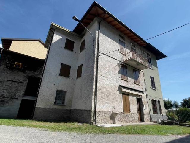 Villa in vendita a Forcola SO