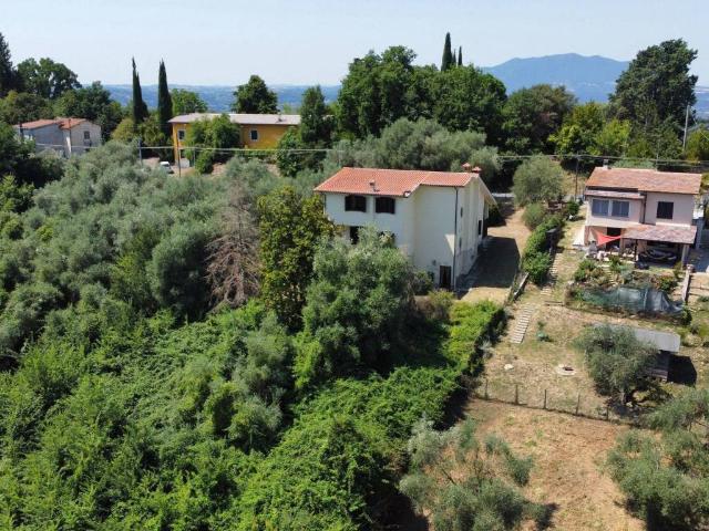 Villa in vendita a Forano RI