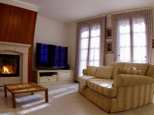 Villa in vendita a Foresto Sparso BG