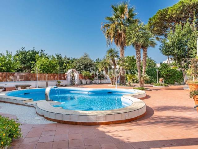 Villa in vendita a Forio NA