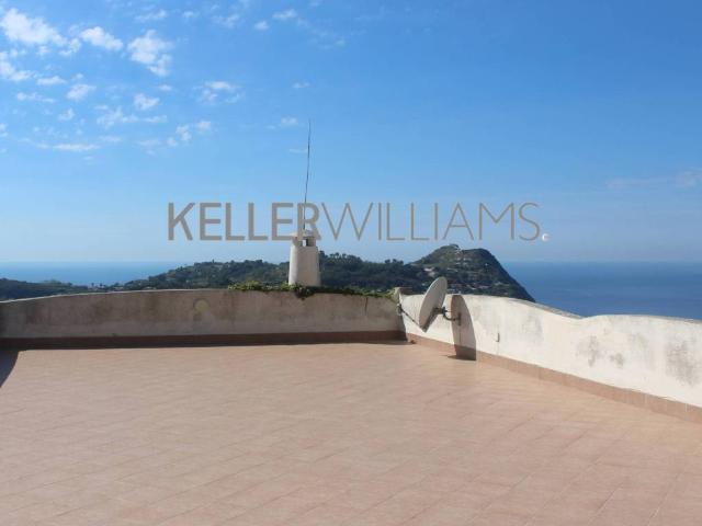 Villa in vendita a Forio NA