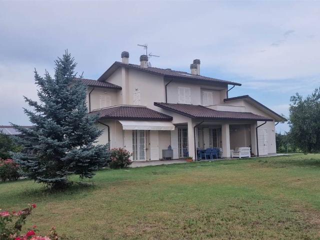 Villa in vendita a Forlì FC