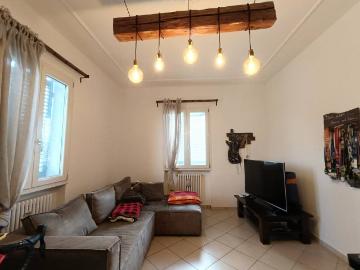 Villa Indipendente in vendita a Forlì - Giardino