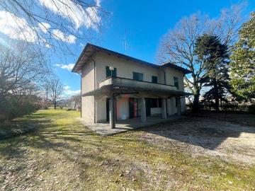 Villa Indipendente in vendita a Forlì