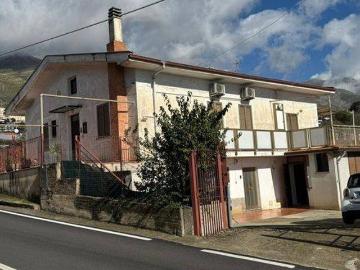 Villa in vendita a Formia LT