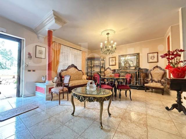 Villa in vendita a Formia LT