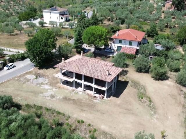 Villa in vendita a Fornelli IS