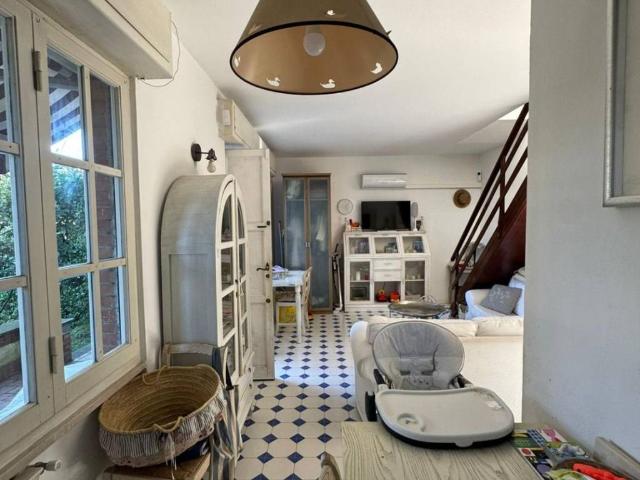 Villa in vendita a Forte dei Marmi LU