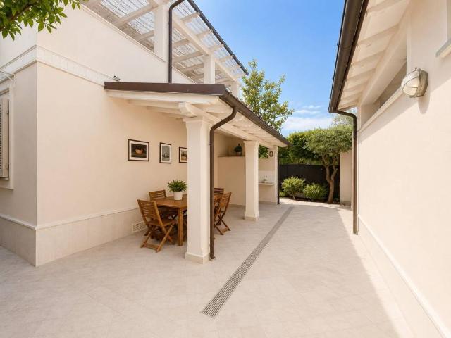 Villa in vendita a Forte dei Marmi LU