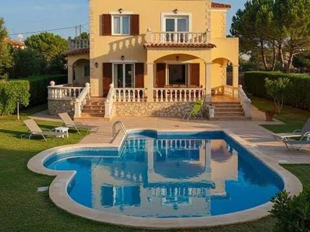 Villa in vendita a Forte dei Marmi LU