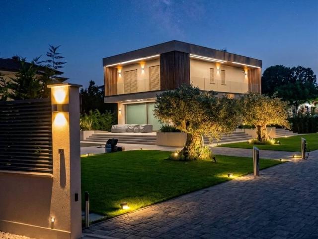 Villa in vendita a Forte dei Marmi LU