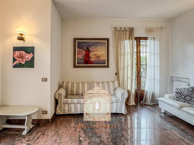 Villa in vendita a Forte dei Marmi LU