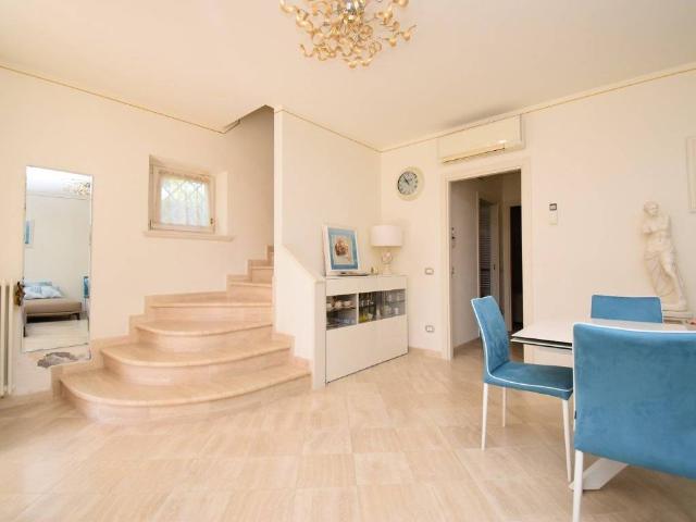 Villa in vendita a Forte dei Marmi LU