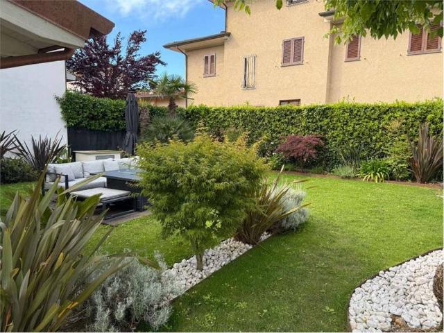 Villa in vendita a Forte dei Marmi LU