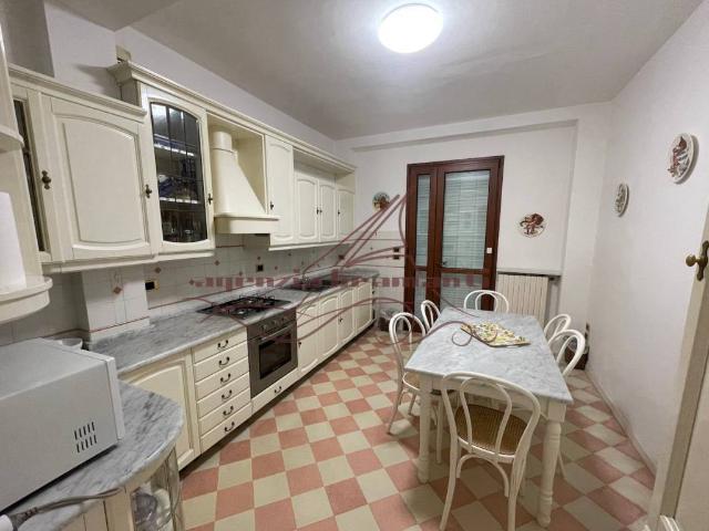 Villa in vendita a Forte dei Marmi LU