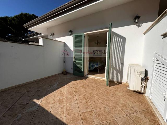 Villa in vendita a Forte dei Marmi LU