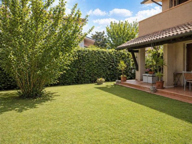 Villa in vendita a Forte dei Marmi LU