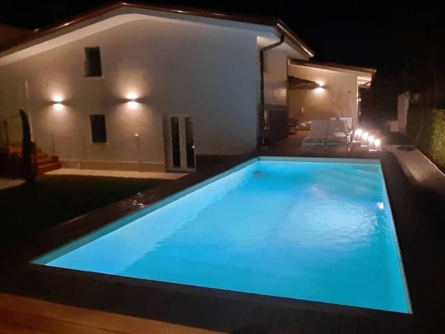 Villa in vendita a Forte dei Marmi LU