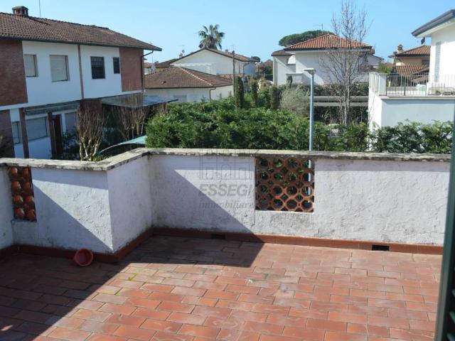 Villa in vendita a Forte dei Marmi LU