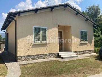 Villa in vendita a Forte Dei Marmi