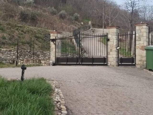 Villa in vendita a Fortunago PV