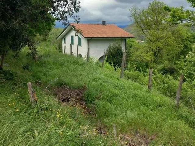 Villa in vendita a Fosdinovo MS